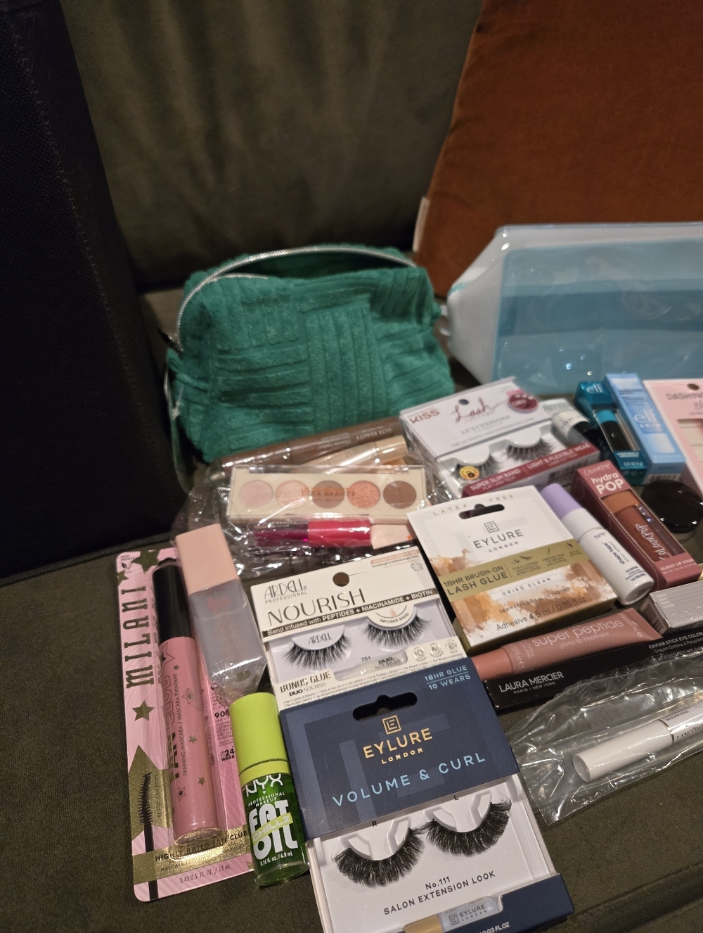 Assorted Makeup Items - Picture 2 of 4